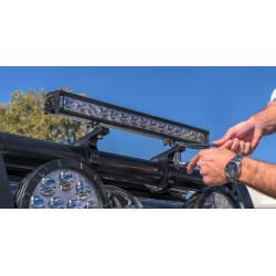 LIGHTING BRACKETS GREAT WHITES LIGHT MOUNT BRACKET 38MM