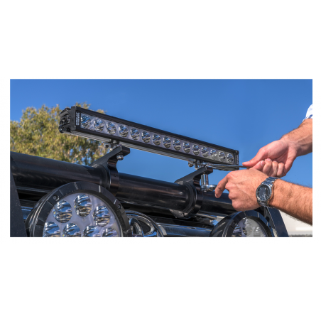 LIGHTING BRACKETS GREAT WHITES LIGHT MOUNT BRACKET 76MM